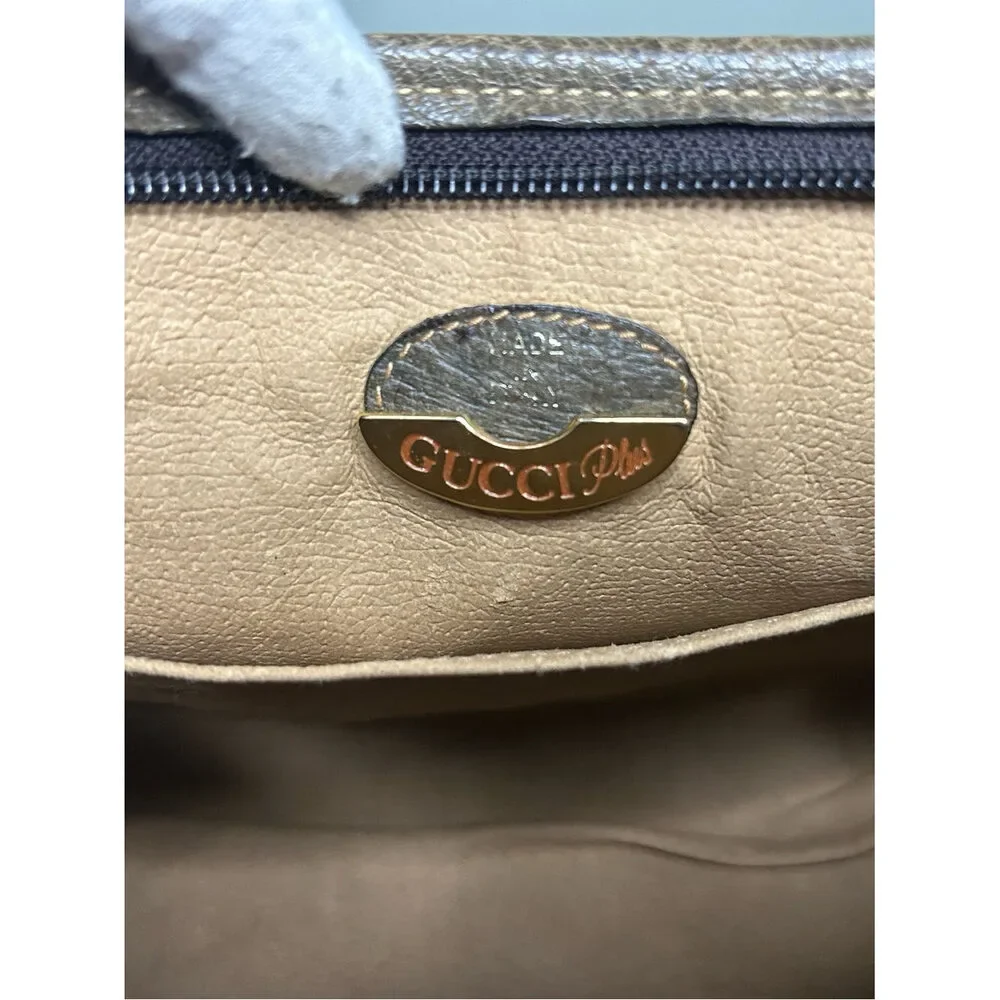 Vintage Collector Gucci Plus GG Portfolio Document Clutch w/Original Guarantee